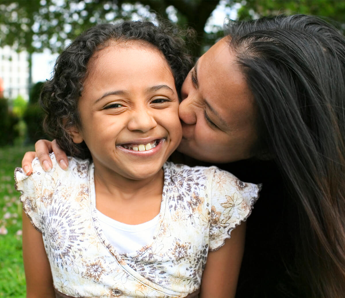 Home | Entre Nous Femmes Housing Society