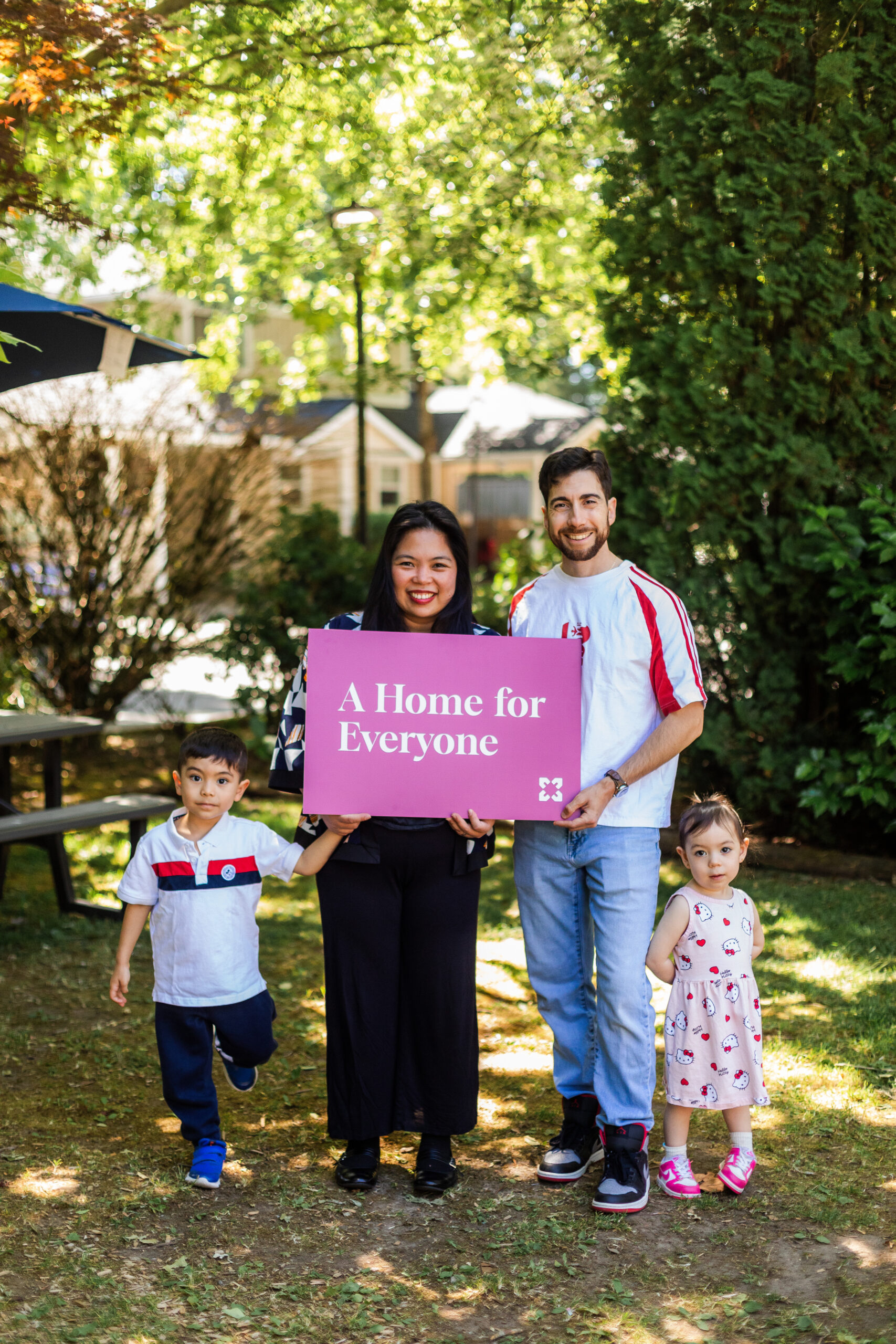 Entre Nous Femmes Housing Society